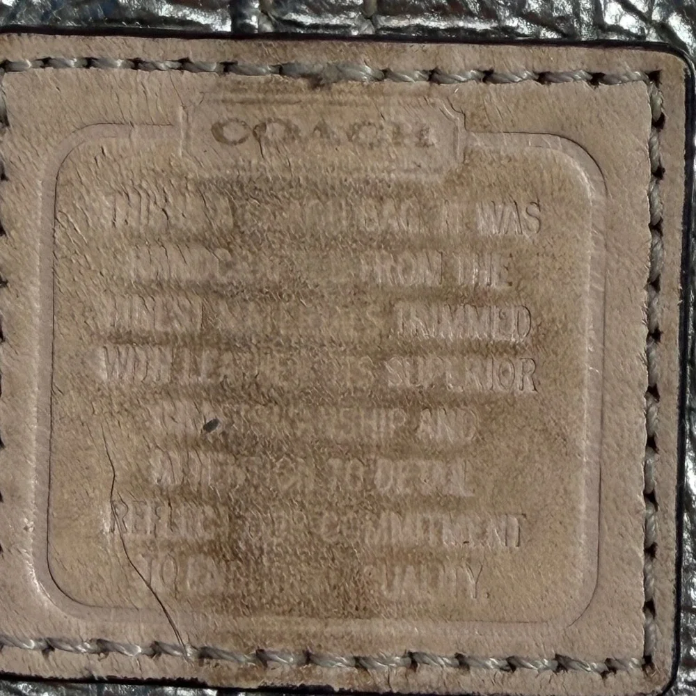 Coach Metallic Gold Leather Crossbody Bag Small Messenger Cream Strap Silver HW